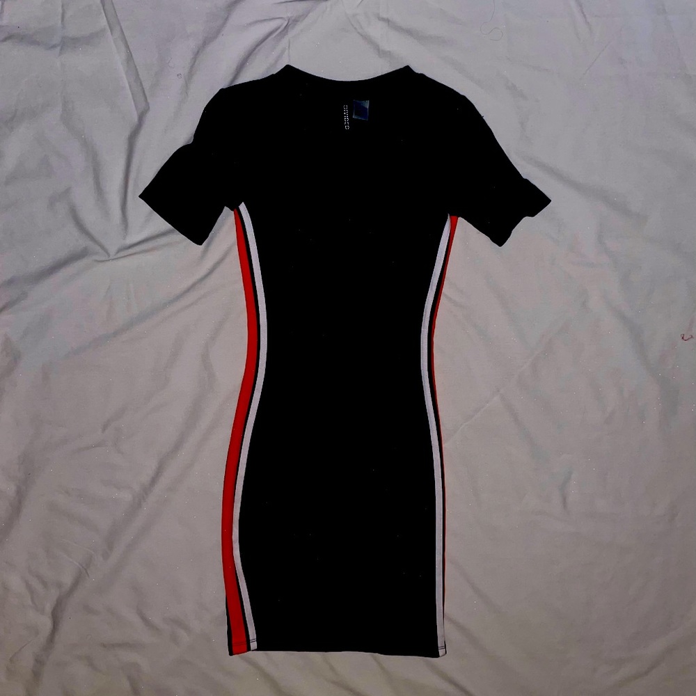 H&M: XS Black White Orange